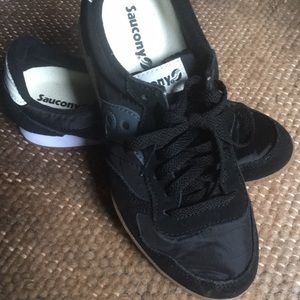 Black Saucony bullet sneakers